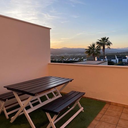 Golf, Sol Y Mar En Baviera Golf Apartment กาเลตา เด เวเลซ ภายนอก รูปภาพ