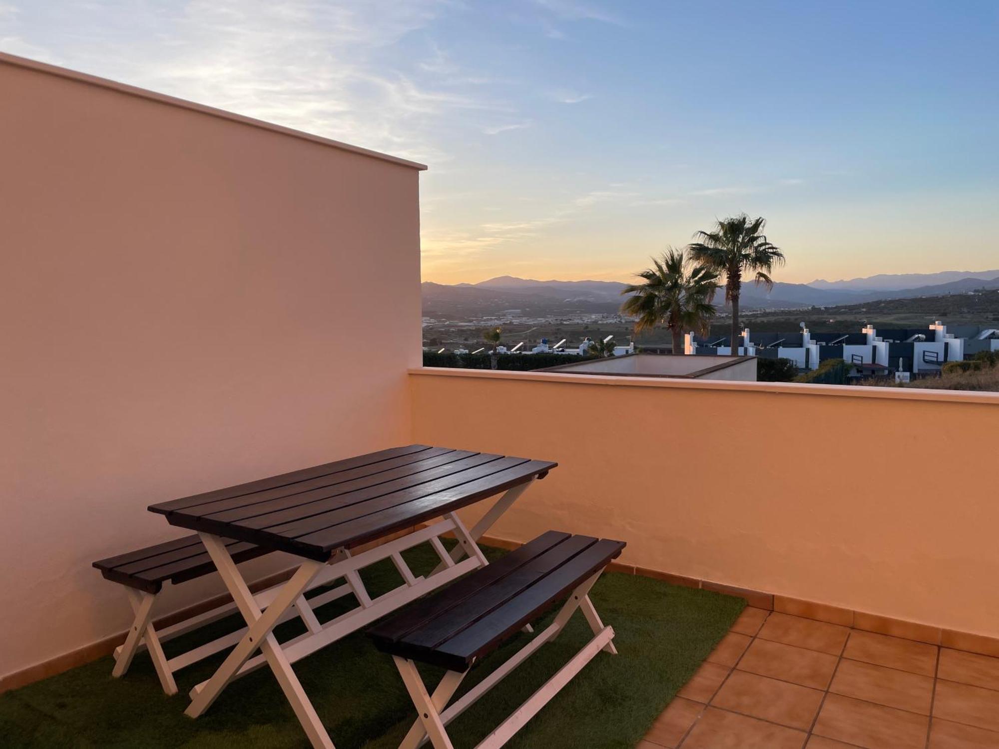 Golf, Sol Y Mar En Baviera Golf Apartment กาเลตา เด เวเลซ ภายนอก รูปภาพ